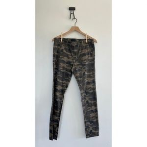 NWT Sanctuary Cropped Camo Pants